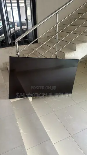 Faulty Hisense 70’ Smart Tv for Sale