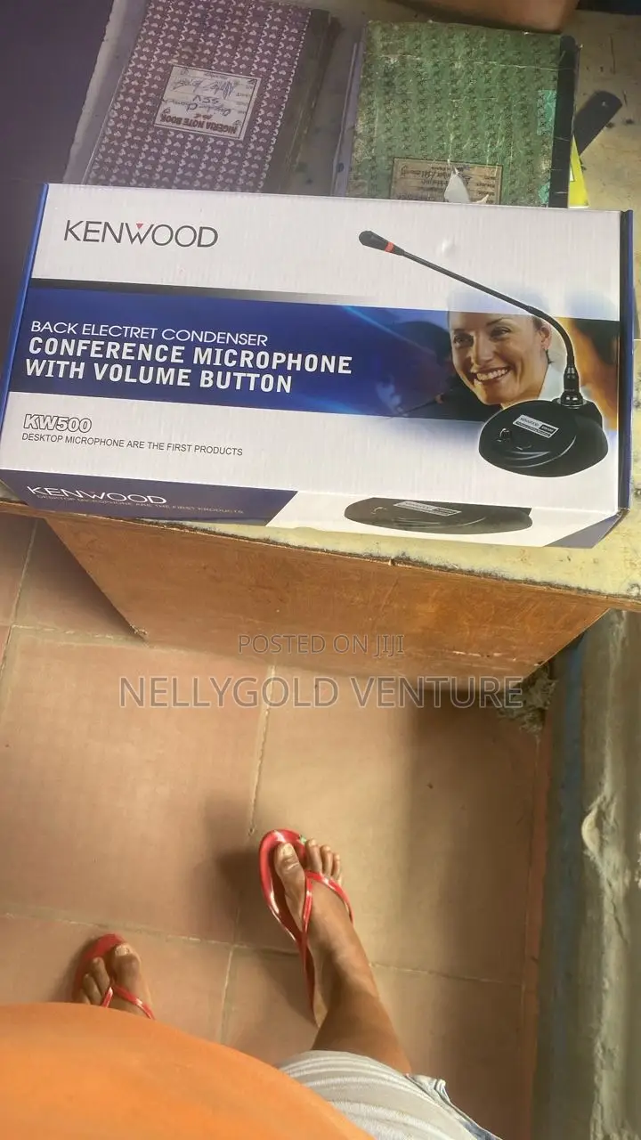 Conference Microphone With Volume Button