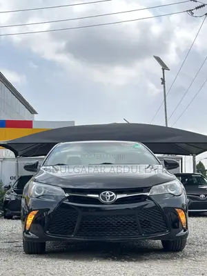 Toyota Camry SE 4dr Sedan (2.5L 4cyl 6A) 2016 Black
