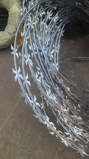 Tiger Tooth Razor Fencing Wire (Stainless)