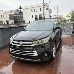 Toyota Highlander 2015 Black