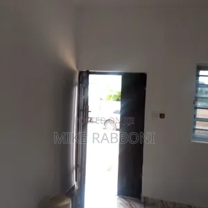 1bdrm Block of Flats in Enugu for rent