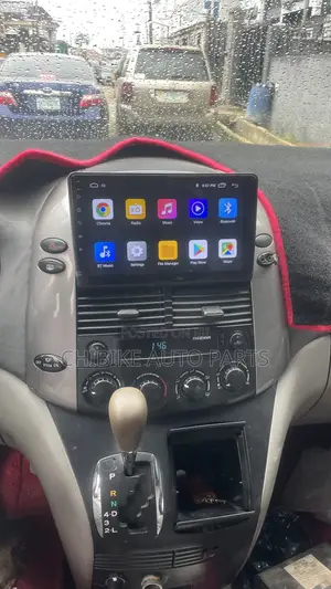 Toyota Sienna Navigation Android/Reverse Camera