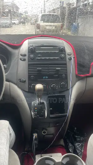 Toyota Sienna Navigation Android/Reverse Camera
