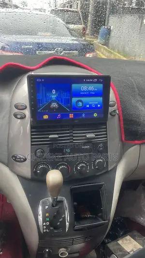 Toyota Sienna Navigation Android/Reverse Camera