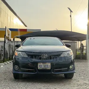 Toyota Camry 2012 Black
