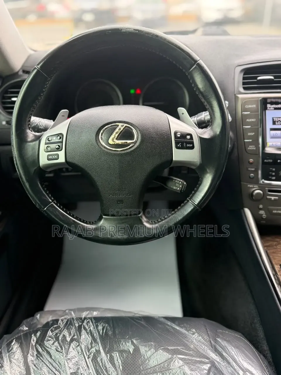 Lexus IS 2012 Red