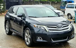 Toyota Venza Limited AWD V6 2013 Gray