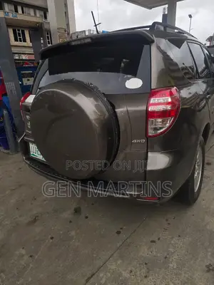 Toyota RAV4 2010 Gray