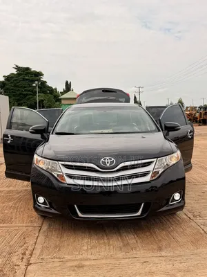 Toyota Venza XLE 2011 Black