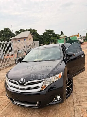 Toyota Venza XLE 2011 Black