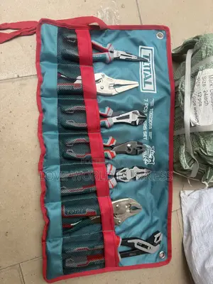 Total 7-Piece Pliers Set