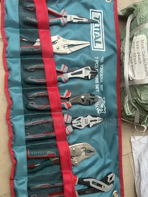 Total 7-Piece Pliers Set