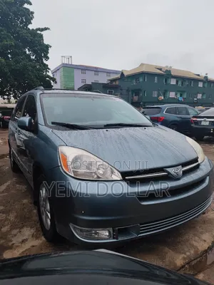 Toyota Sienna XLE Limited 2005 Blue