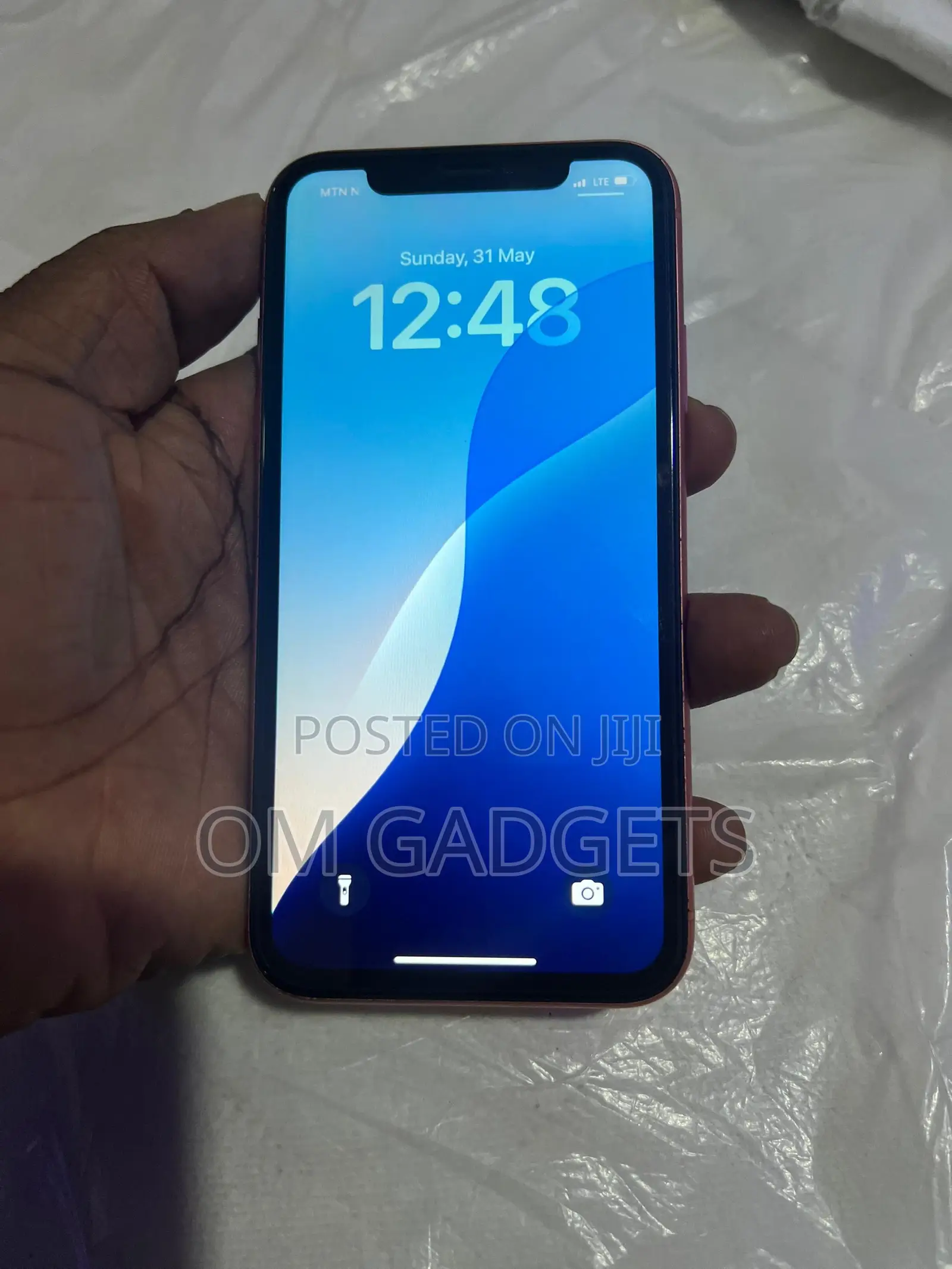 Apple iPhone XR 64 GB Red