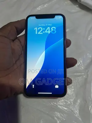 Apple iPhone XR 64 GB Red