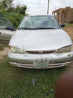 Toyota Corolla 1996 Silver