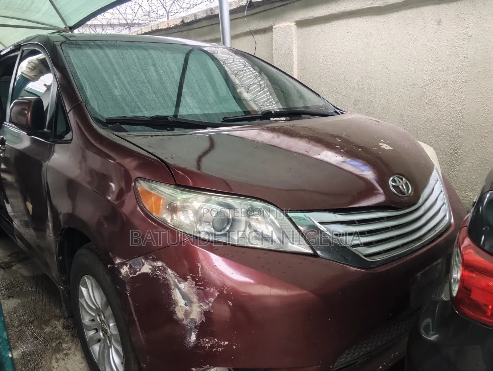 Toyota RAV4 2012 Red