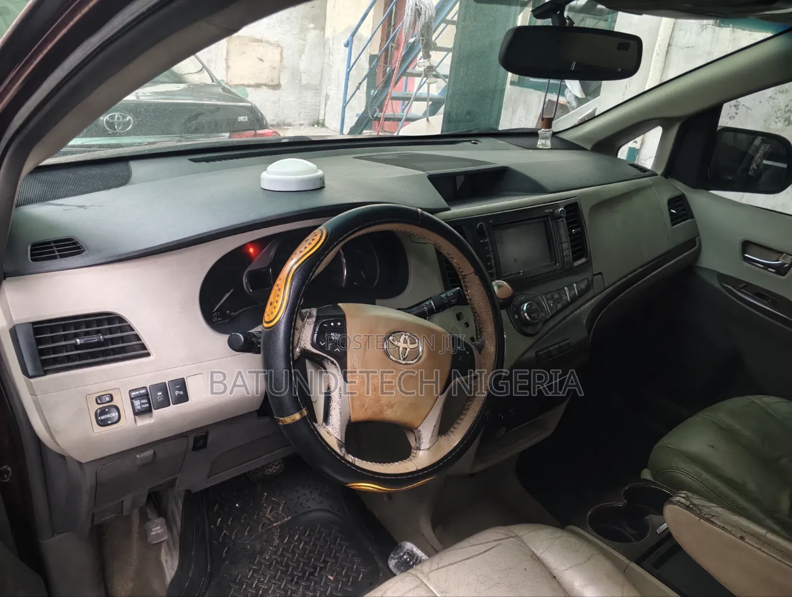 Toyota RAV4 2012 Red