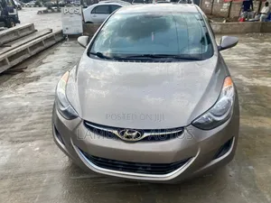 Hyundai Elantra 2012 Gray
