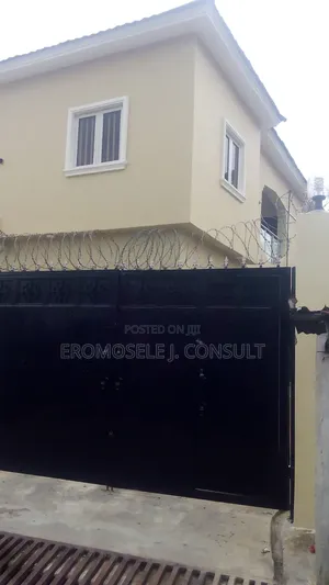 Mini Flat in Ikate, Lawanson for rent