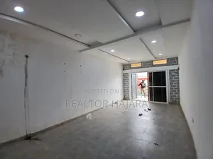 Shop Available for Rent at Fo1 Kuwba Market
