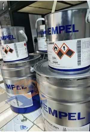 Hempel Hempadur 85671 (Ral7035)