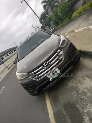 Hyundai Santa Fe 2015 Green
