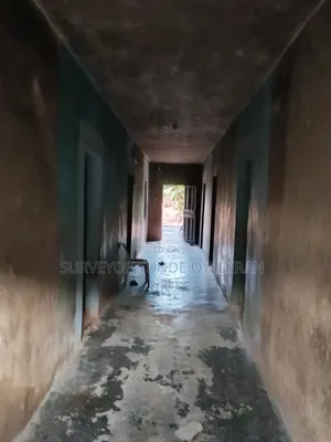 1bdrm House in Unity Avenue, Agric for rent