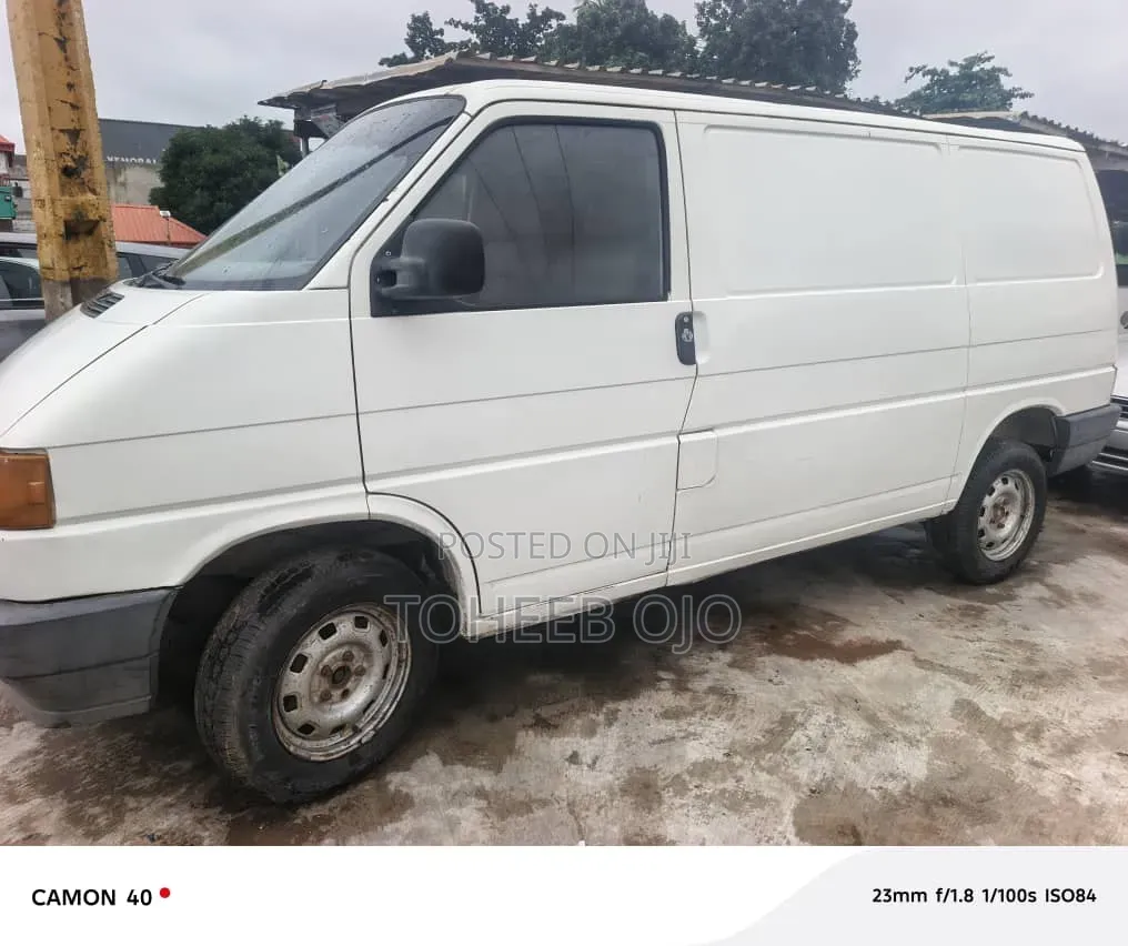 Volkswagen Transporter 1981 White