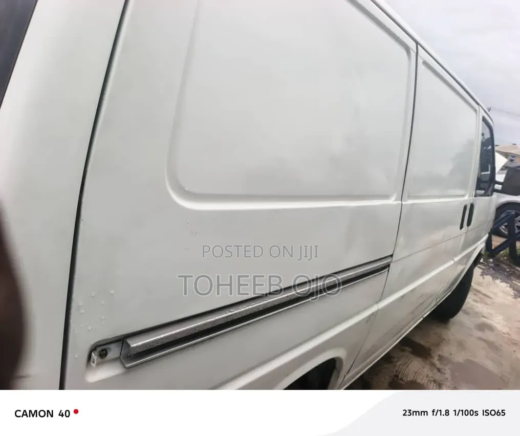 Volkswagen Transporter 1981 White