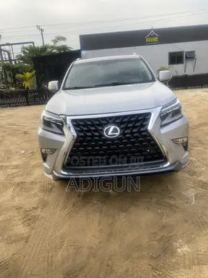 Lexus GX 2012 Silver