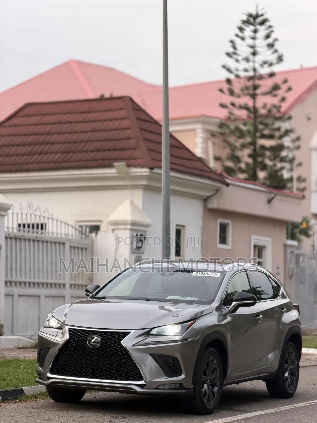 Lexus NX 2022 Gray