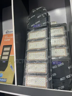 300w, 150w Solar Street Lamp Available Dm