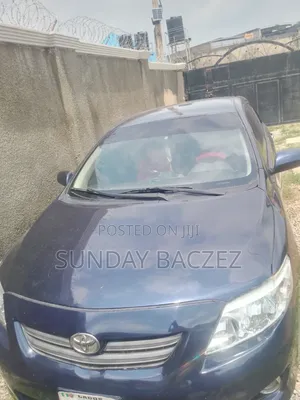 Toyota Corolla 2010 Blue