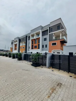 4bdrm Duplex in Opebi for sale