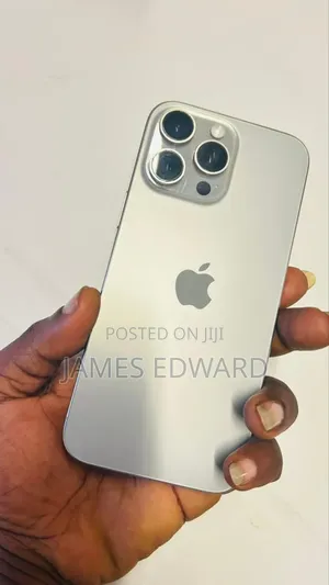 Apple iPhone 16 Pro Max 256 GB Gold