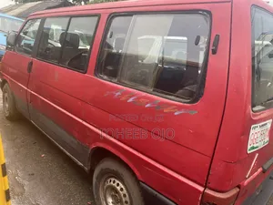 Volkswagen Transporter 1982 Red
