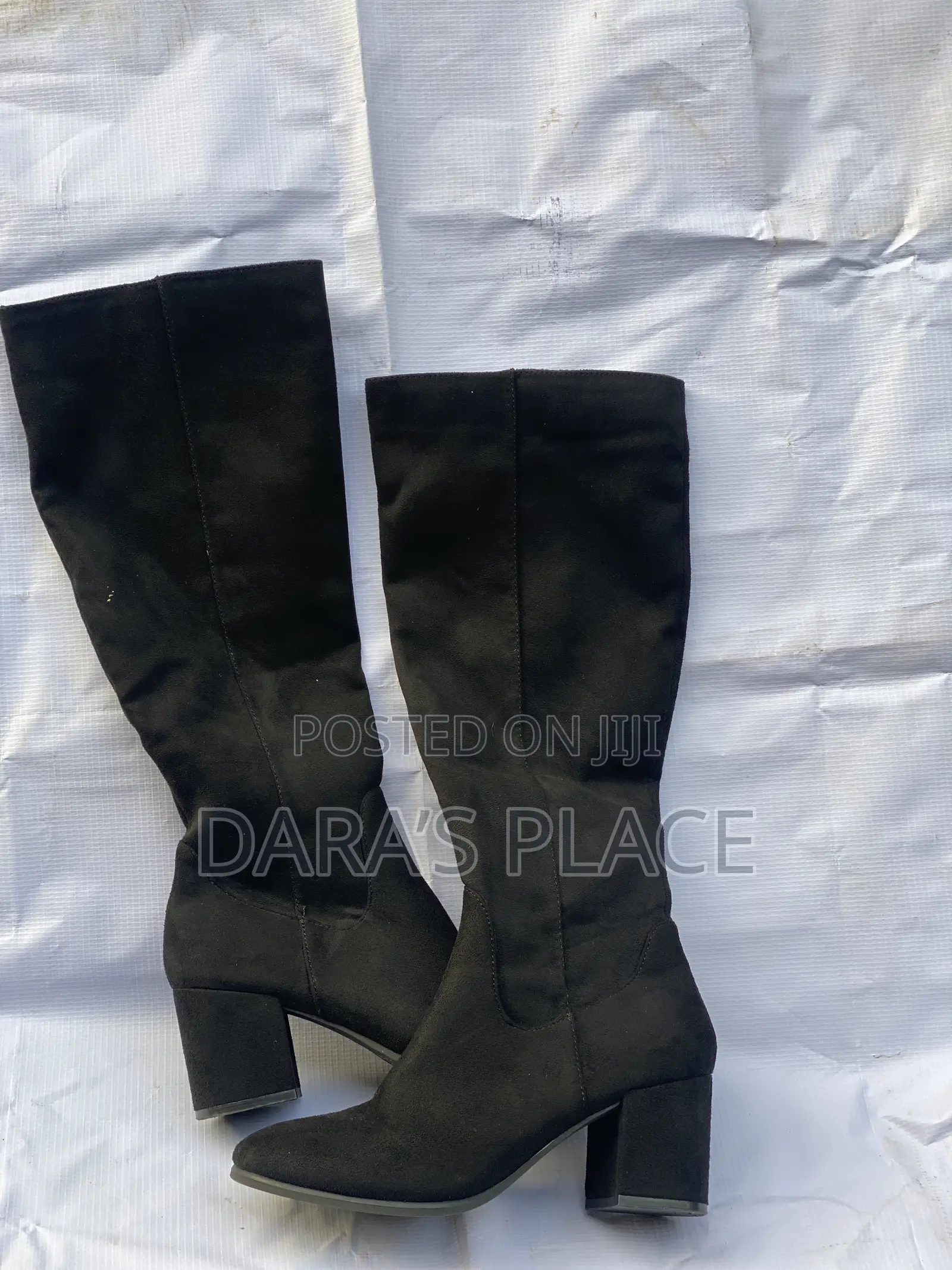 A Boohoo Faux Suede Low Block Pull-on Knee-High Boots