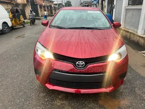 Toyota Corolla 2015 Red
