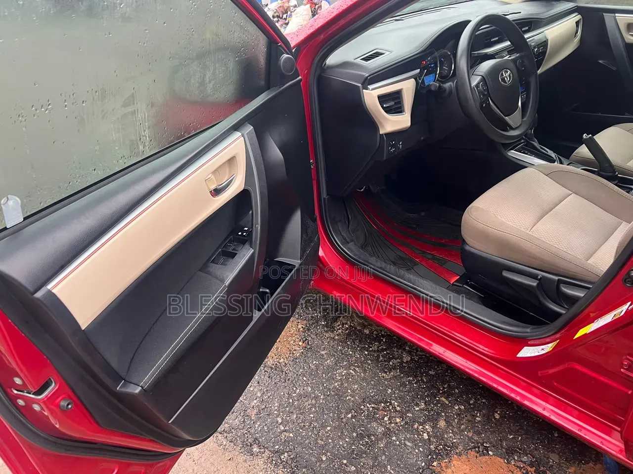 Toyota Corolla 2015 Red