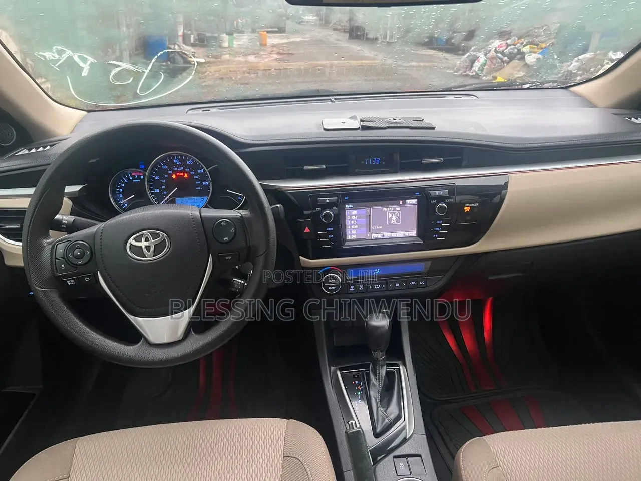Toyota Corolla 2015 Red
