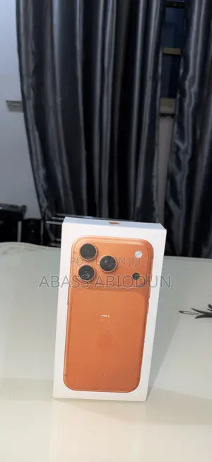 New Apple iPhone 17 Pro 256 GB Orange