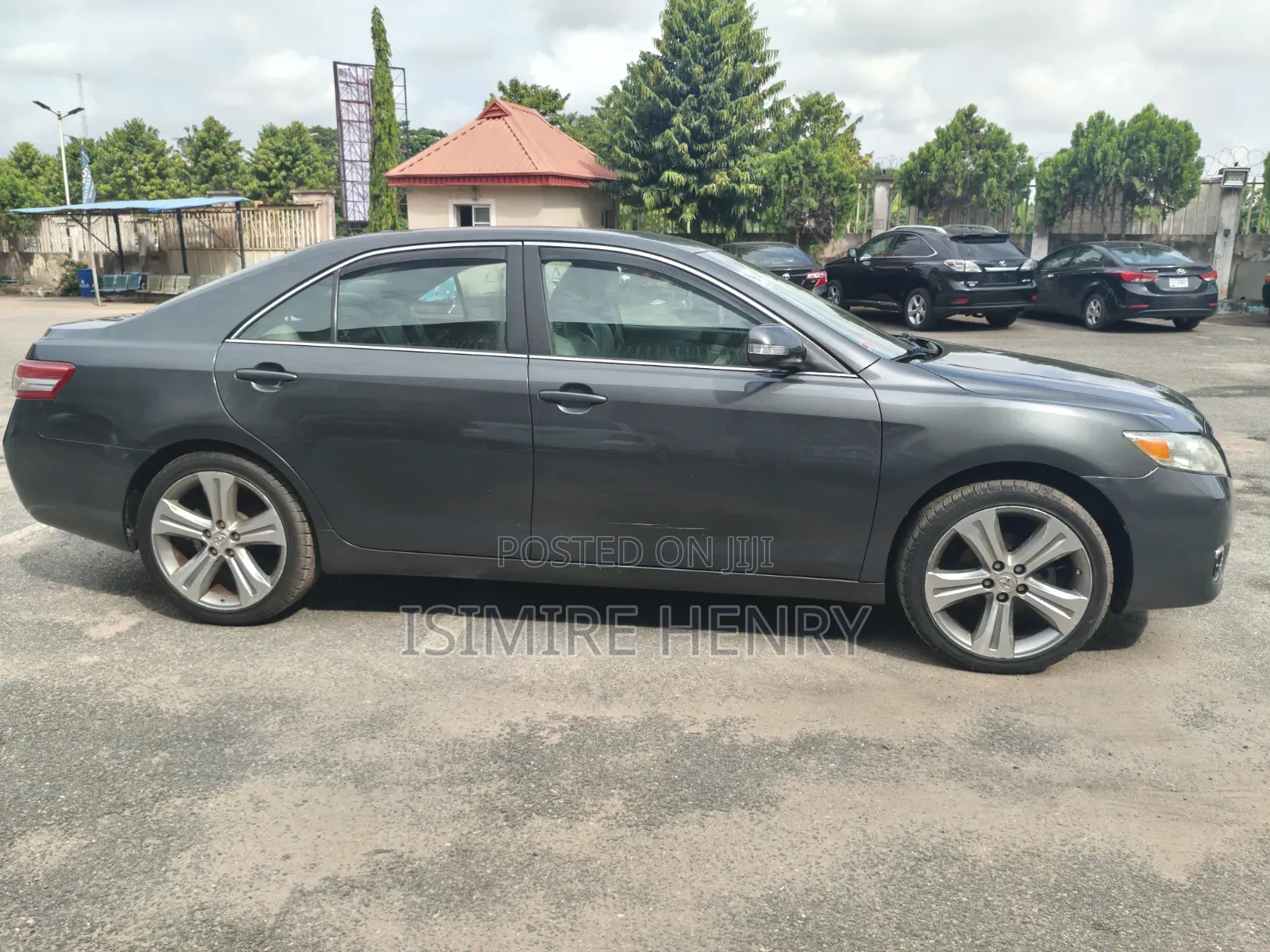 Toyota Camry 2010 Gray