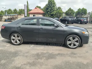 Toyota Camry 2010 Gray