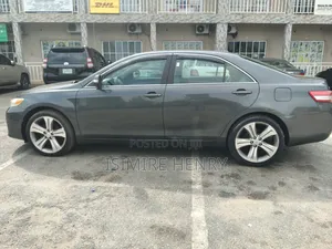 Toyota Camry 2010 Gray