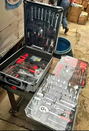 Complete Set Of Tools Bus
