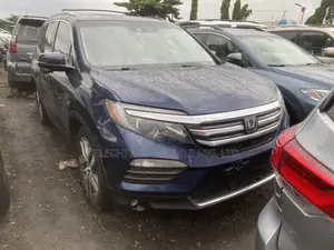 Honda Pilot Touring 4dr SUV 4WD (3.5L 6cyl 9A) 2016 Blue