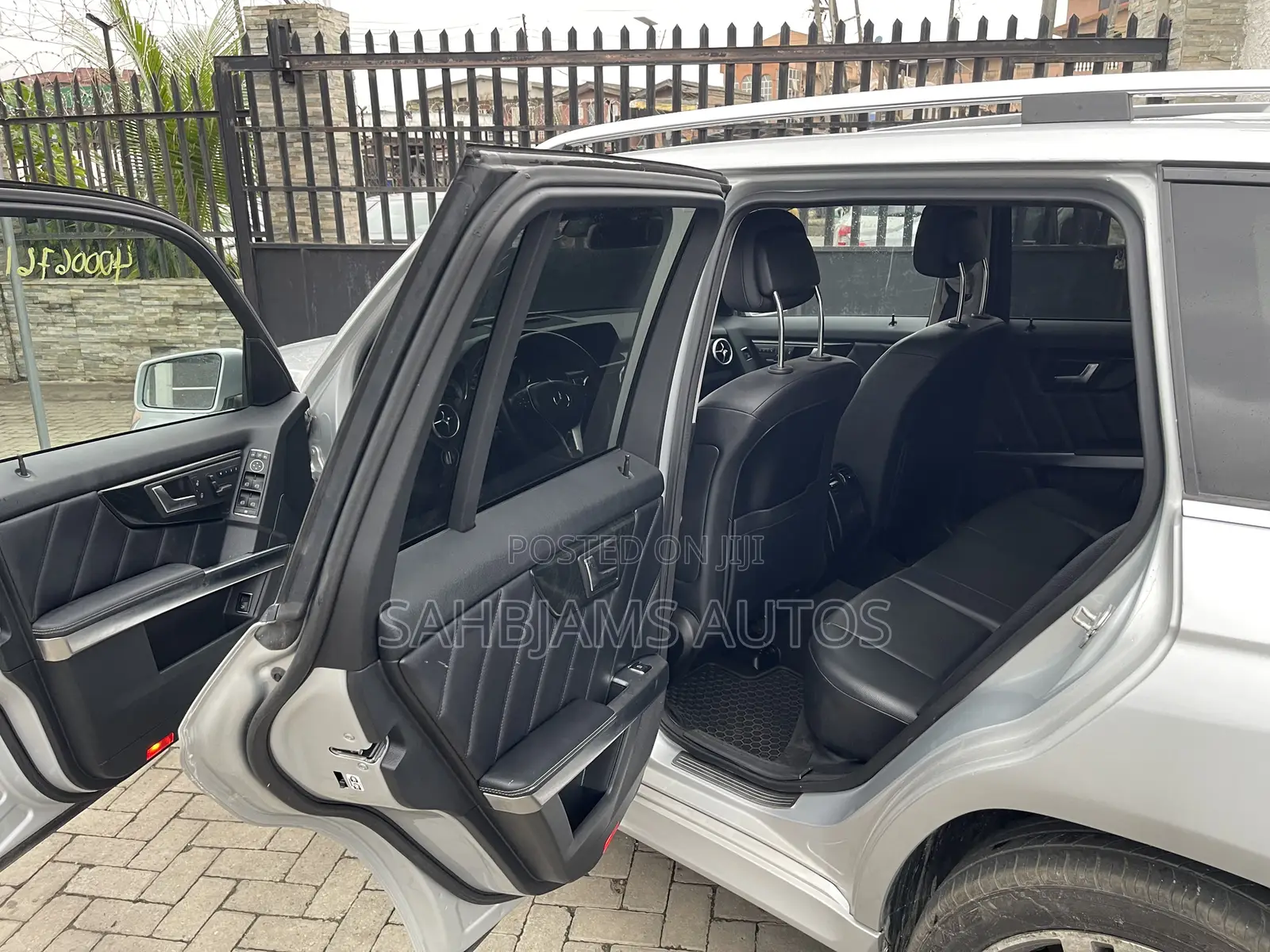 Mercedes-Benz GLK-Class 350 4MATIC 2013 Silver