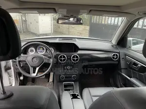 Mercedes-Benz GLK-Class 350 4MATIC 2013 Silver